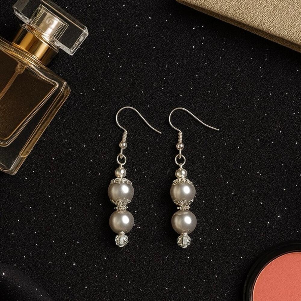 Gorgeous Silver & Gray Pearl Earrings